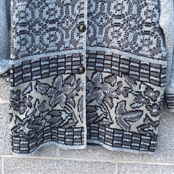 Violet Knitting Collections Sweater Button Down Hooded Free Size - Picture 2 of 11